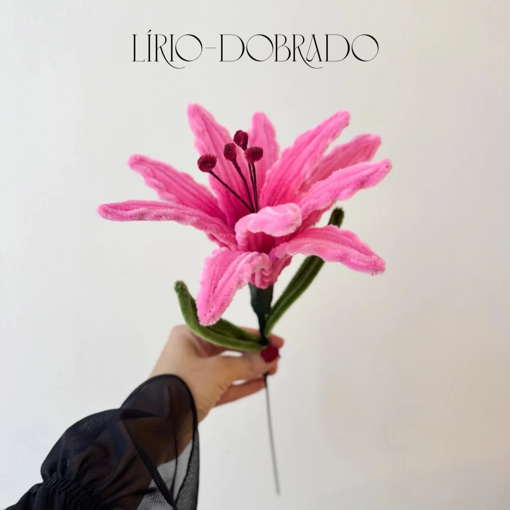 Flores Unitárias de Chenille (com papelaria) — presente artesanal com significado