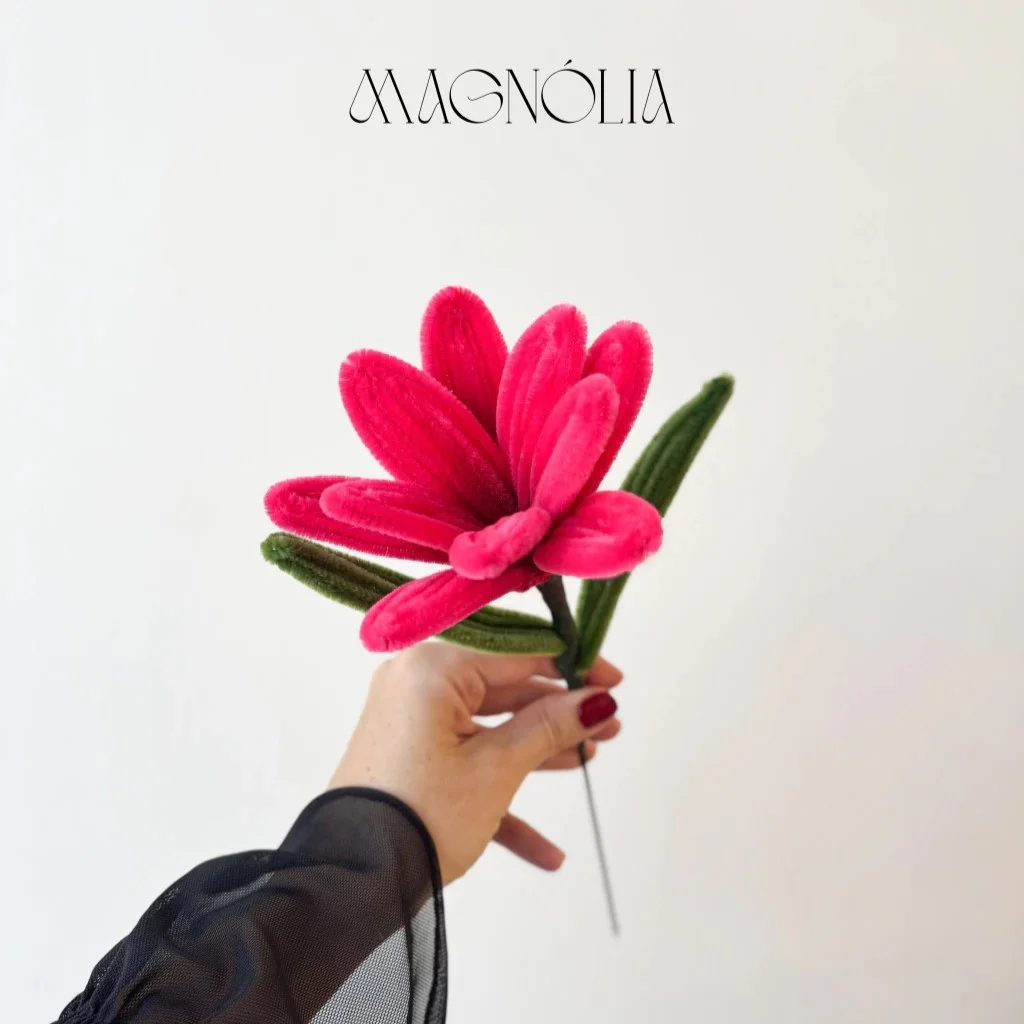 Buquê de Flores de Chenille - Magnólia