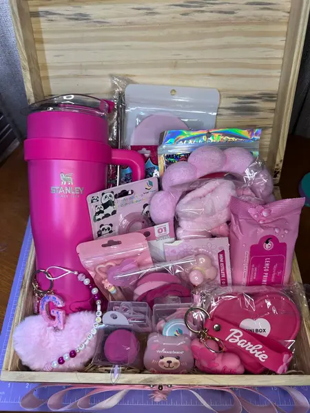 Gift Box Pink Stanley — Presente de Aniversário personalizado em Campo Grande MS