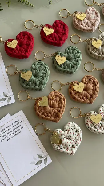 Chaveiros Coração Crochê Gratidão — Presente e Lembrancinhas de Casamento personalizado em Campo Grande MS