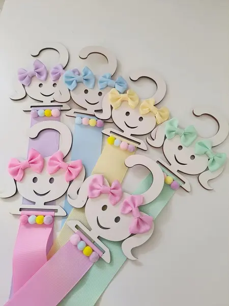 Porta-Laços Bonequinha Pastel